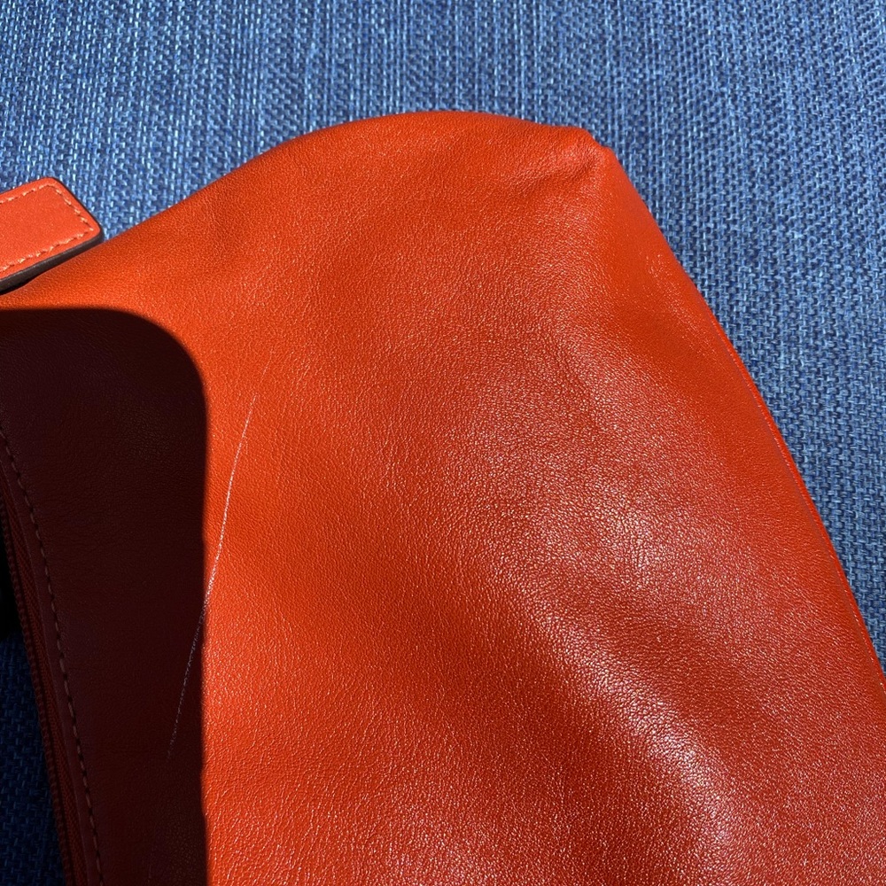 Coach wristlet - Picture 2 of 4